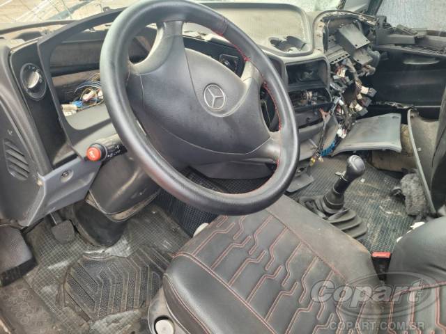 2010 MERCEDES BENZ AXOR 