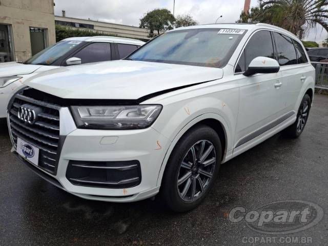 2016 AUDI Q7 