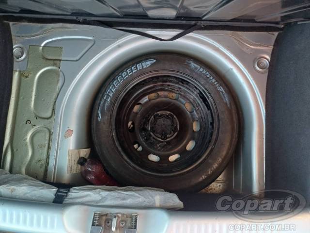 2009 VOLKSWAGEN FOX 