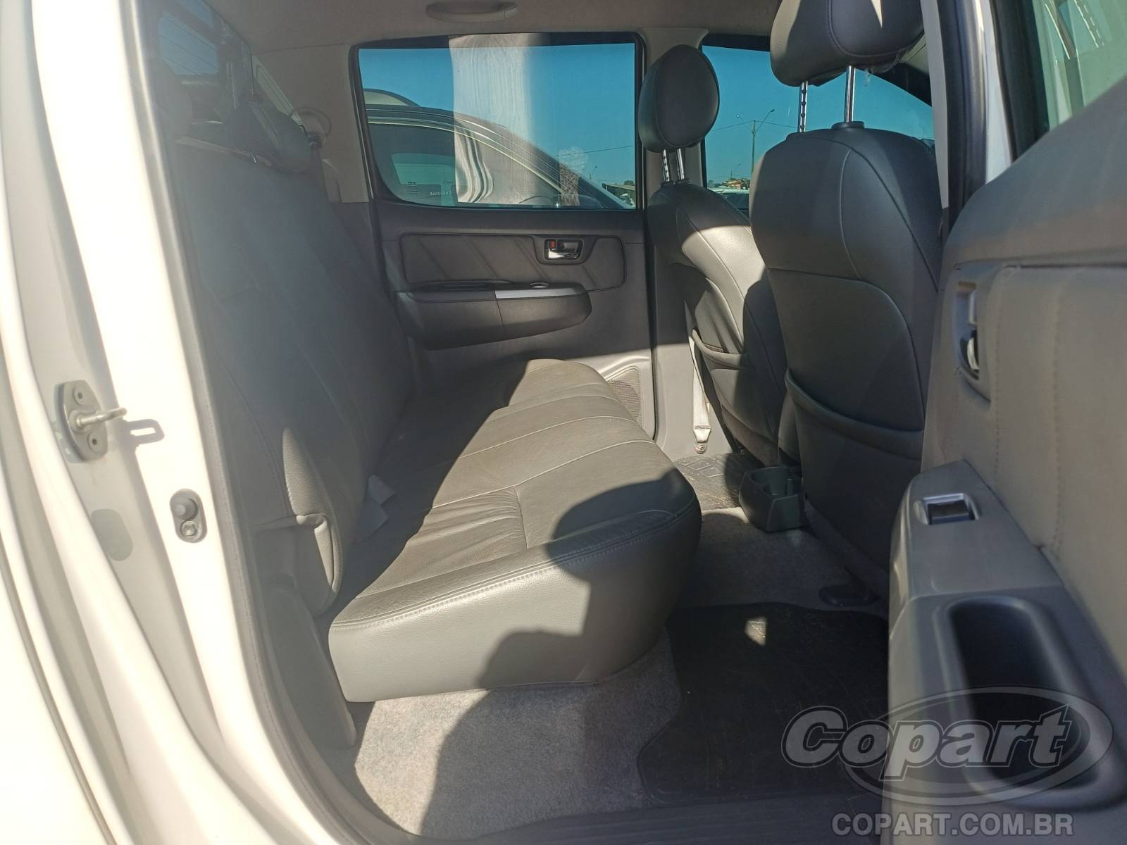 Foto 6 de 10: 2012 TOYOTA HILUX CD