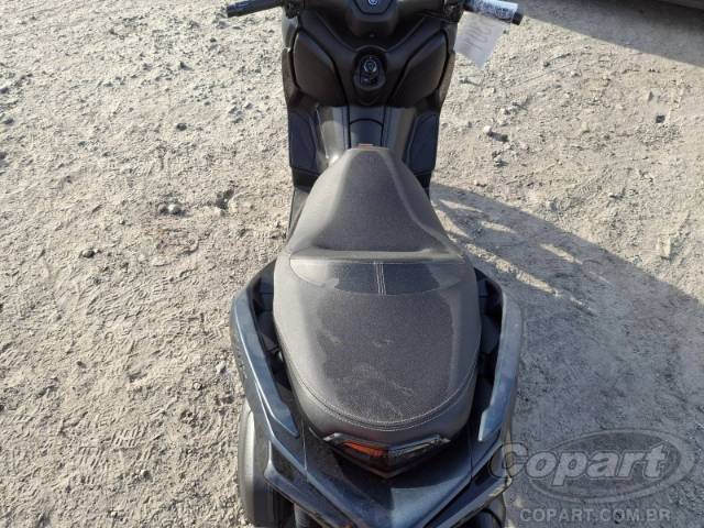 2024 YAMAHA XMAX 