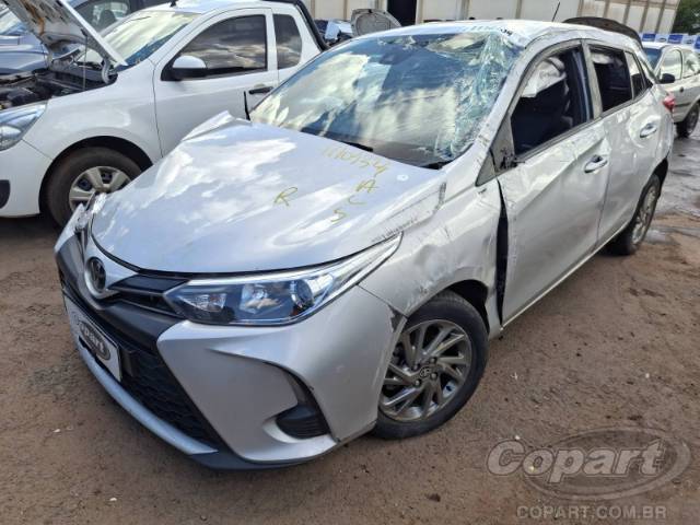 2024 TOYOTA YARIS 