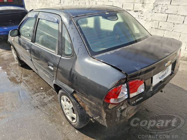 2011 CHEVROLET CLASSIC 