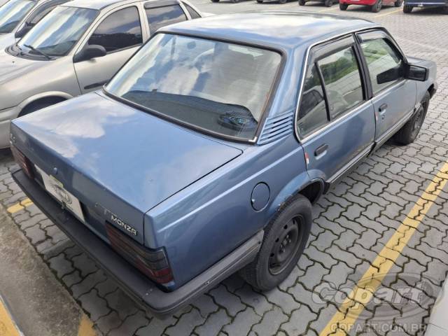 1989 CHEVROLET MONZA 