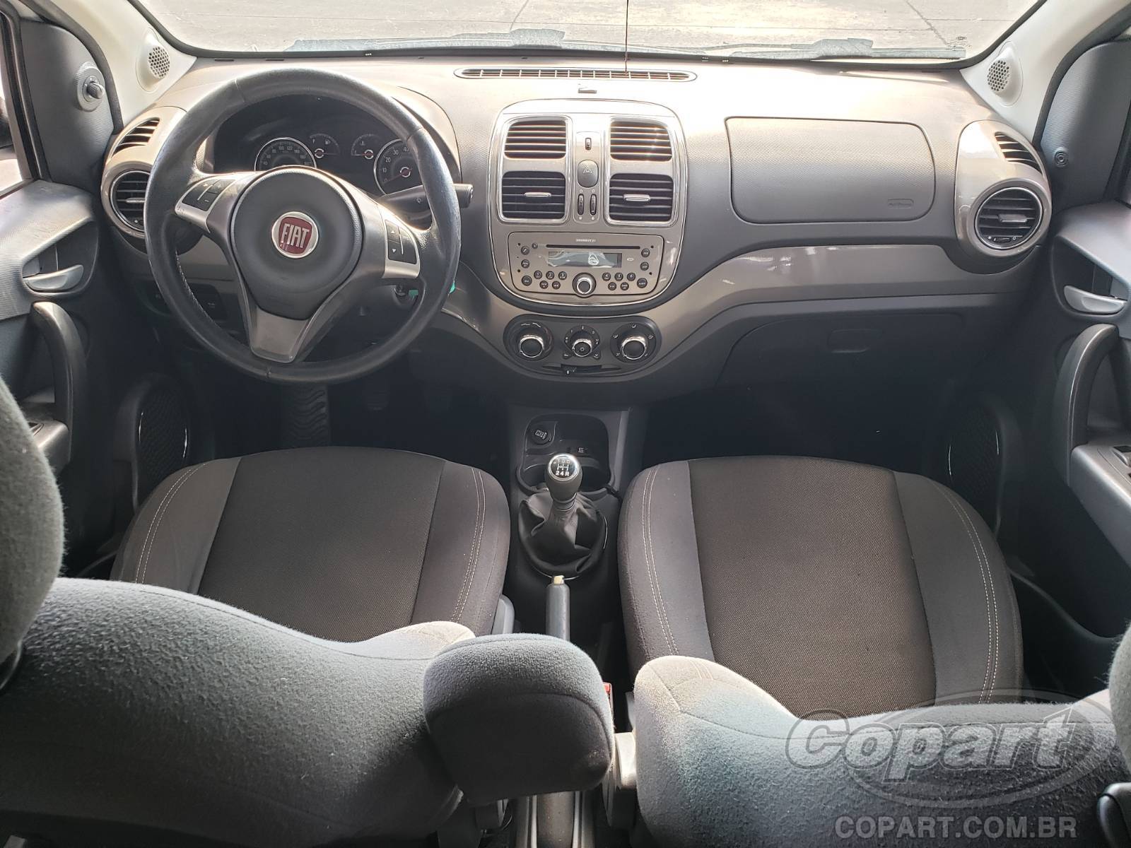 Foto 9 de 15: 2017 FIAT GRAND SIENA