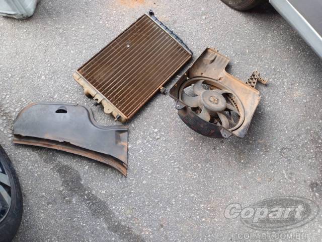 2001 VOLKSWAGEN GOL 