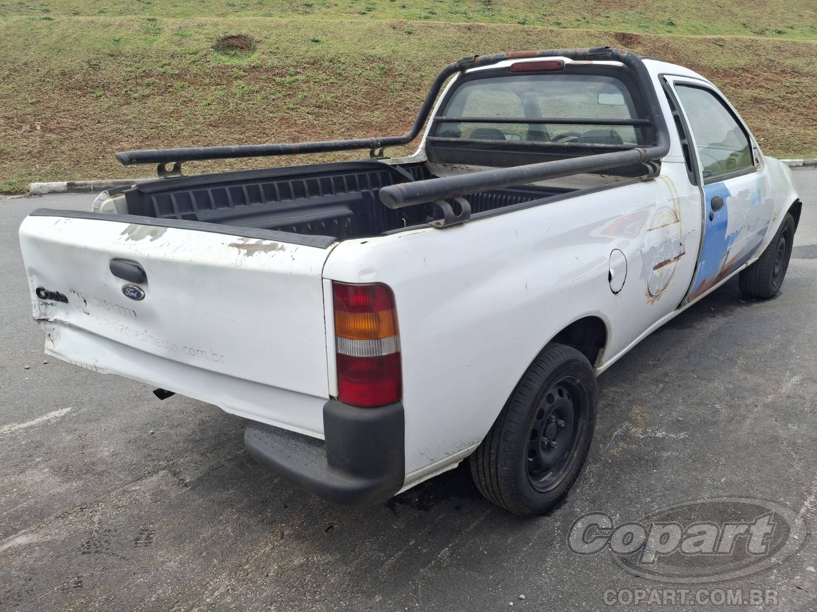 Foto 4: 2010 FORD COURIER