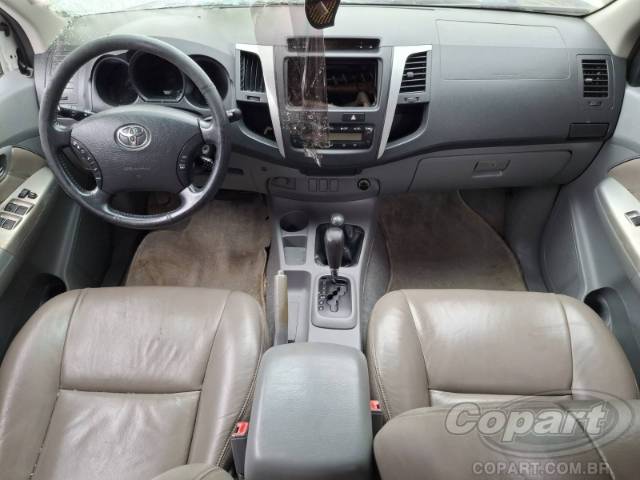2011 TOYOTA HILUX CD 