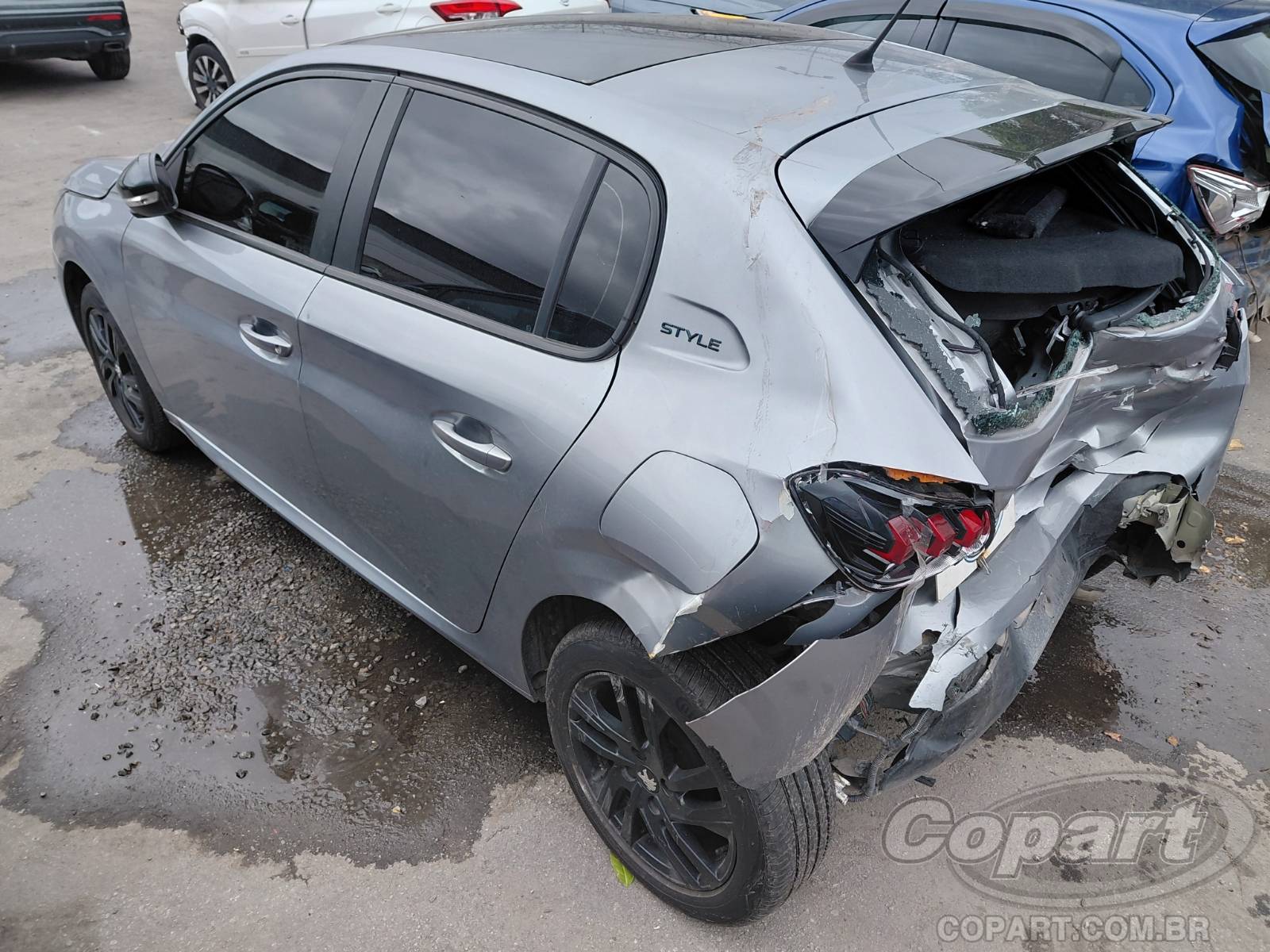 Foto 3: 2023 PEUGEOT 208