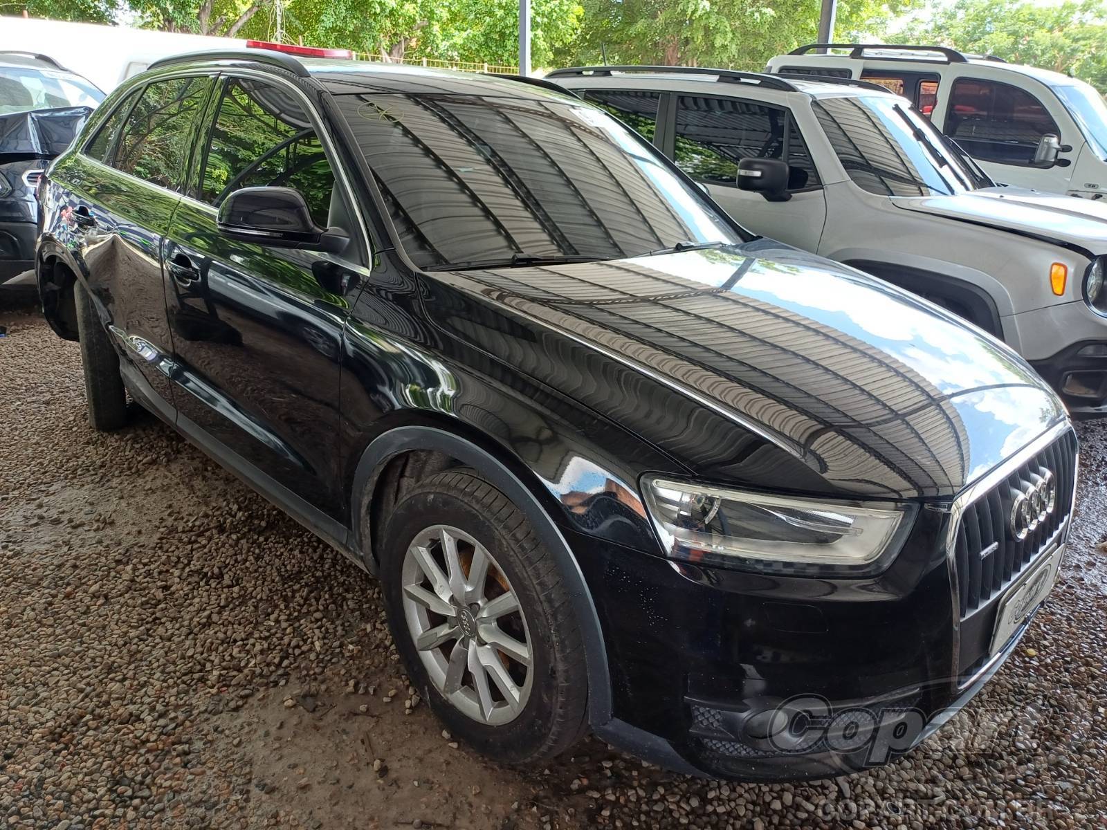 AUDI Q3 Ambiente 170 2.0 16V TFSI Turbo 2015