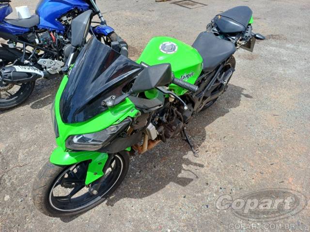 2013 KAWASAKI NINJA 300 