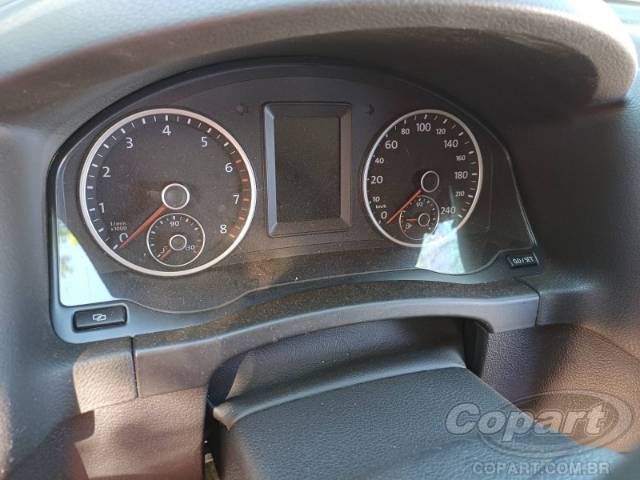 2011 VOLKSWAGEN TIGUAN 