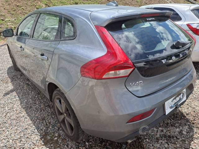 2018 VOLVO V40 