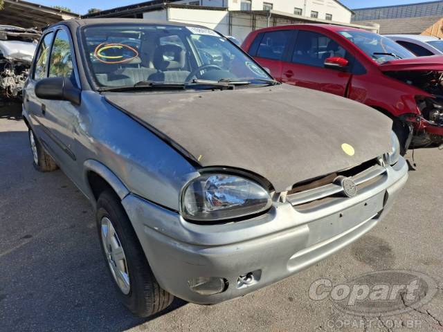 1997 CHEVROLET CORSA SEDAN 