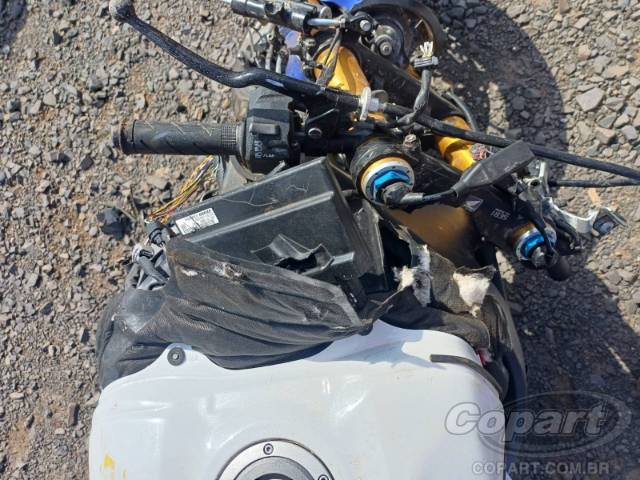 2024 HONDA CBR 1000RR-R 