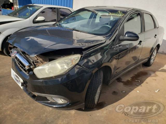 2013 FIAT GRAND SIENA 