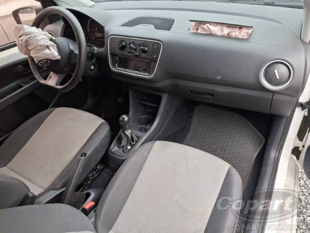 2015 VOLKSWAGEN UP 