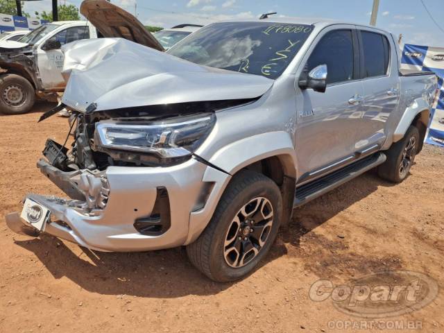 2025 TOYOTA HILUX CD 