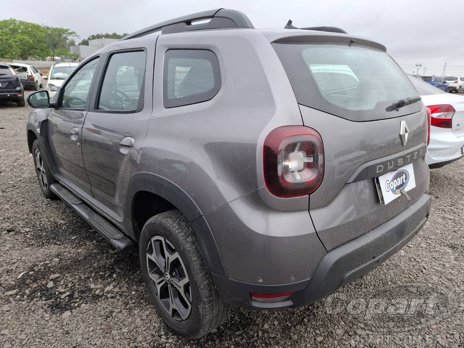 Foto 3: 2023 RENAULT DUSTER