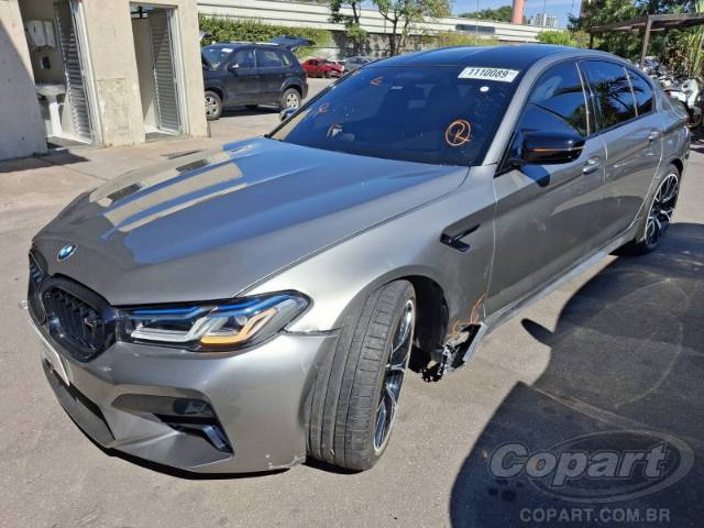 2022 BMW M5 