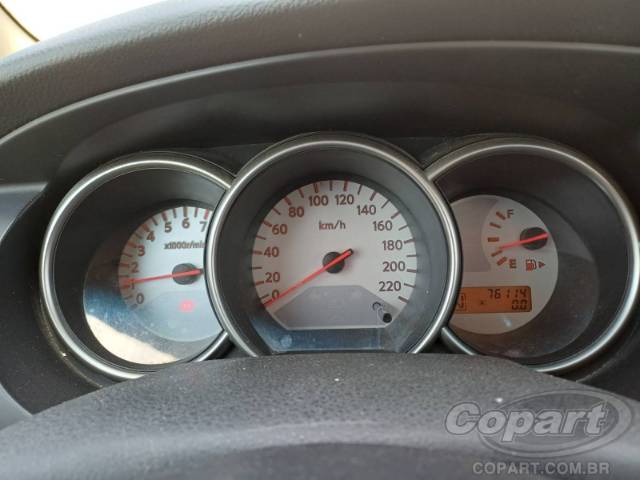 2013 NISSAN LIVINA 