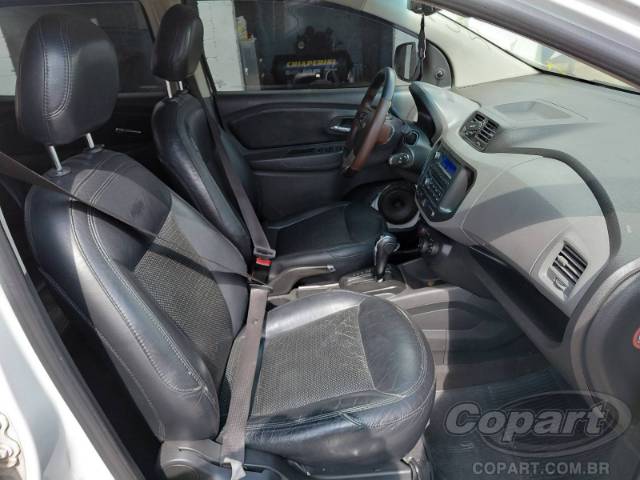 2016 CHEVROLET SPIN 