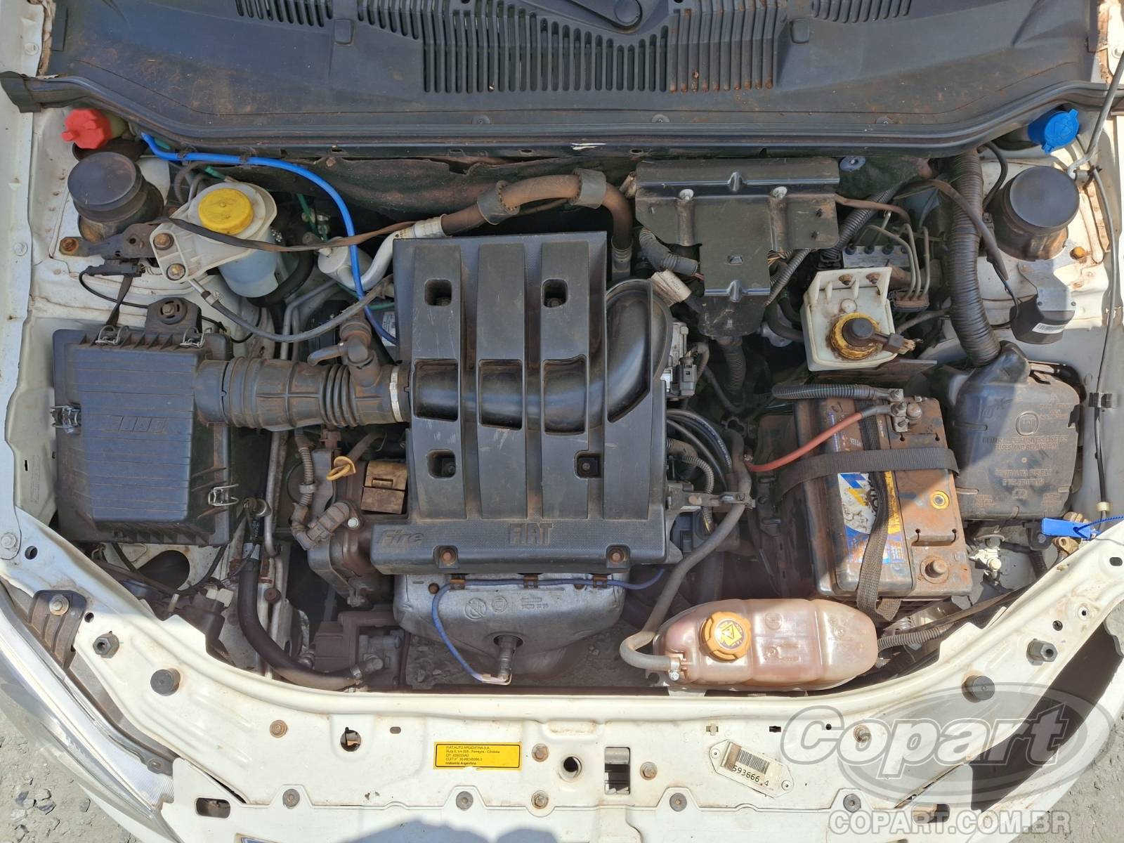 Foto 7 de 14: 2015 FIAT SIENA