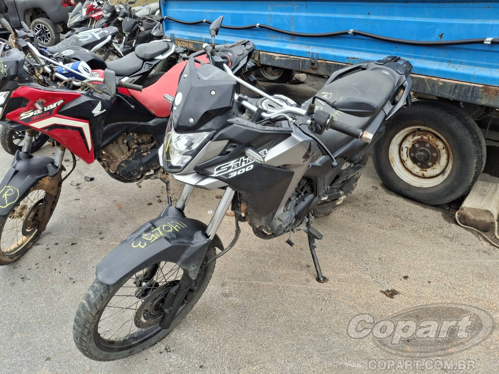 Foto 2: 2024 HONDA XRE SAHARA 300