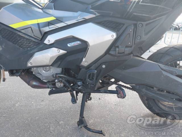 2025 HONDA X-ADV 