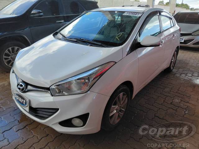 2014 HYUNDAI HB20S 