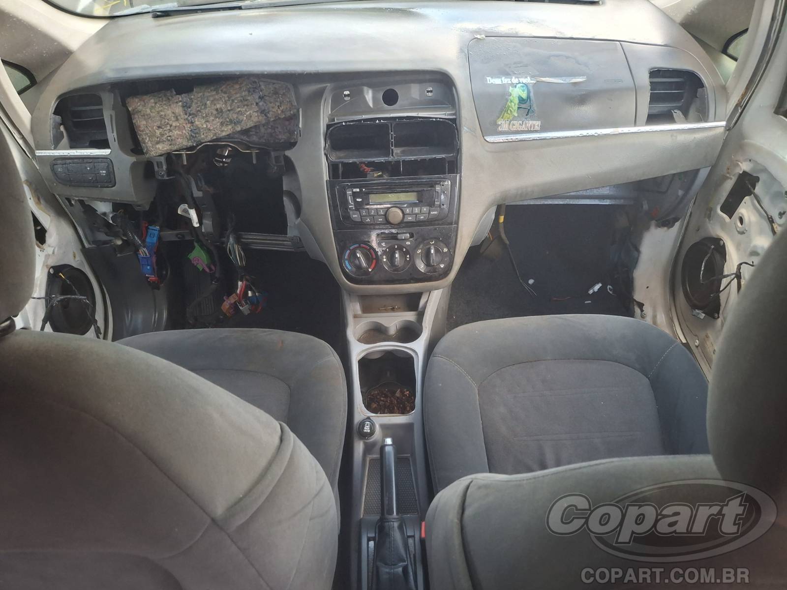 Foto 9 de 10: 2013 FIAT LINEA