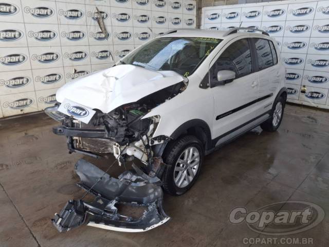 2016 VOLKSWAGEN FOX 