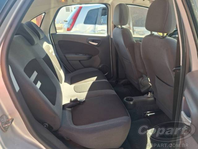 2017 FIAT GRAND SIENA 
