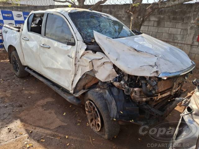 2024 TOYOTA HILUX CD 