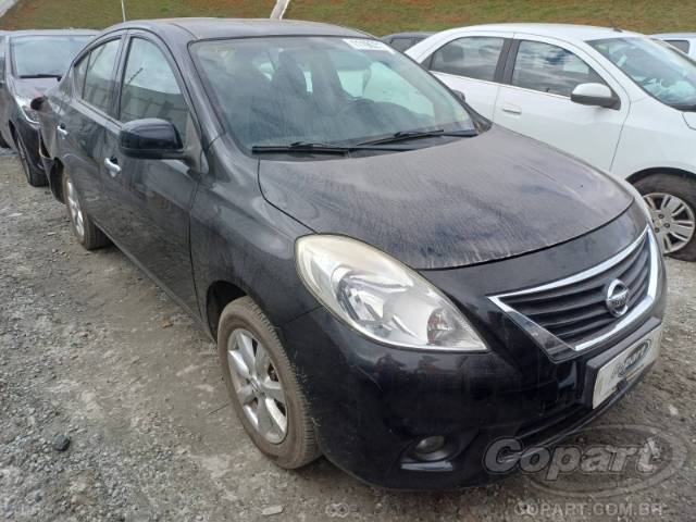 2014 NISSAN VERSA 