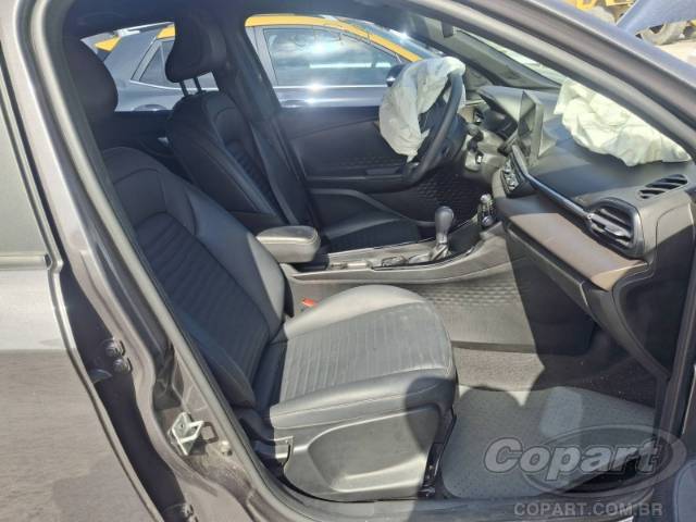 2025 FIAT FASTBACK 