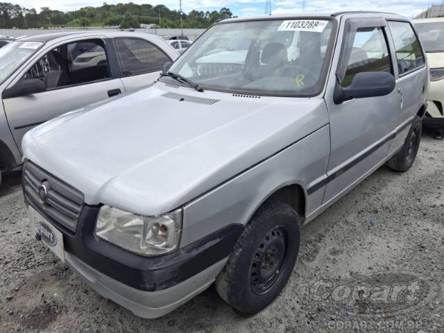 2013 FIAT UNO 