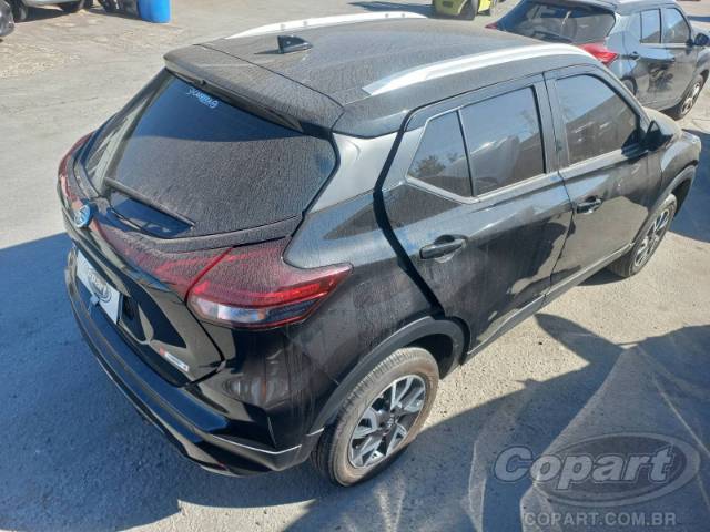 2022 NISSAN KICKS 