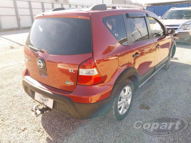 2013 NISSAN LIVINA 