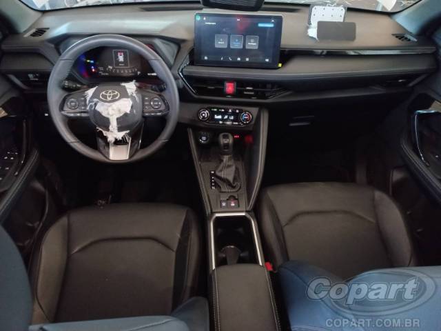 2026 TOYOTA Yaris Cross 