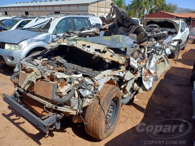 2017 TOYOTA HILUX CD 