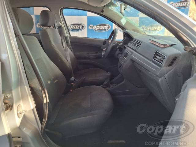 2023 VOLKSWAGEN VOYAGE 