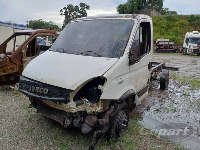 2015 IVECO DAILY CHASSI 