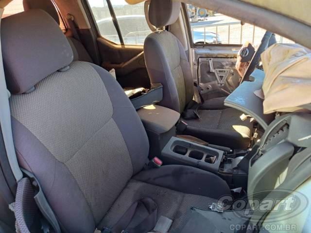 2015 NISSAN FRONTIER CD 