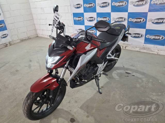 2025 HONDA CB 300F 