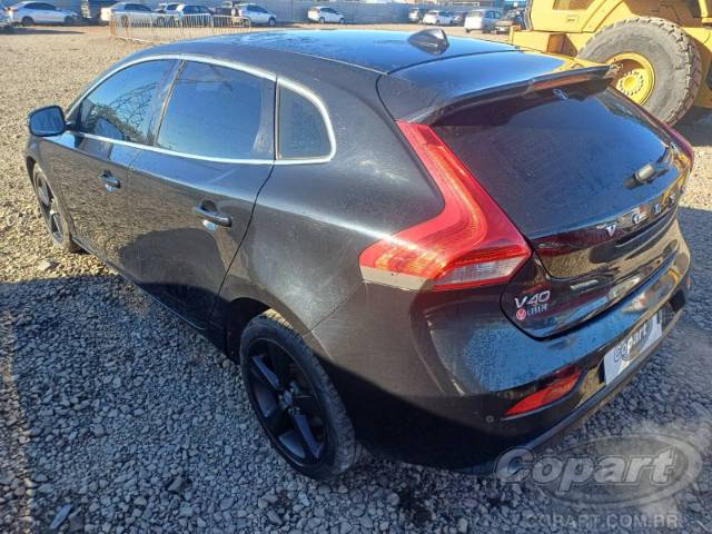 2014 VOLVO V40 