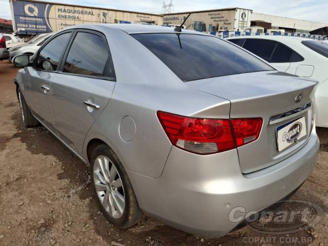 2011 KIA CERATO 