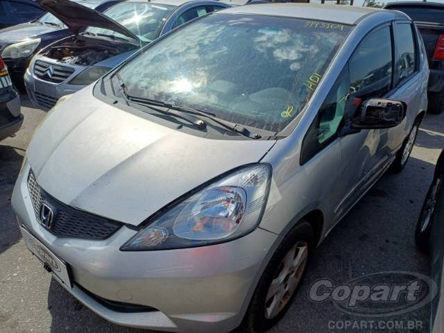 2010 HONDA FIT 