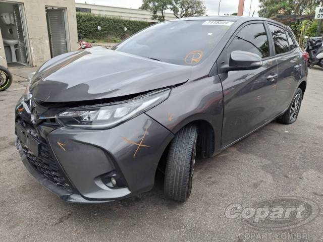 2023 TOYOTA YARIS 