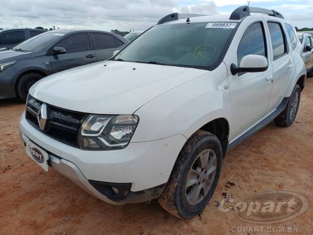 2018 RENAULT DUSTER 